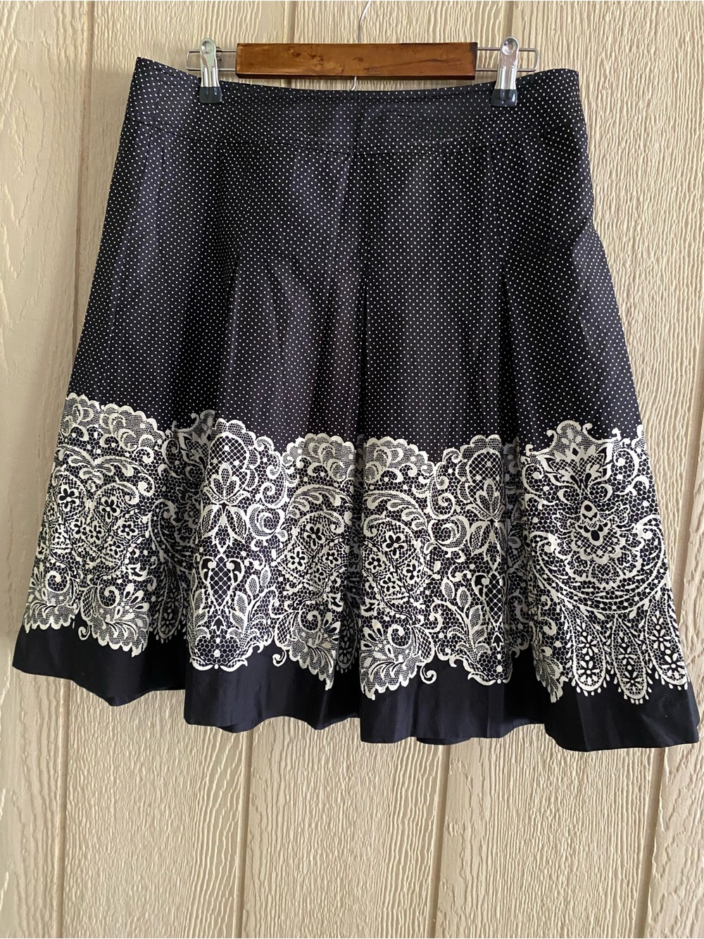 Talbots Pleated Skirt Features a Black and White dotted pattern with lace border